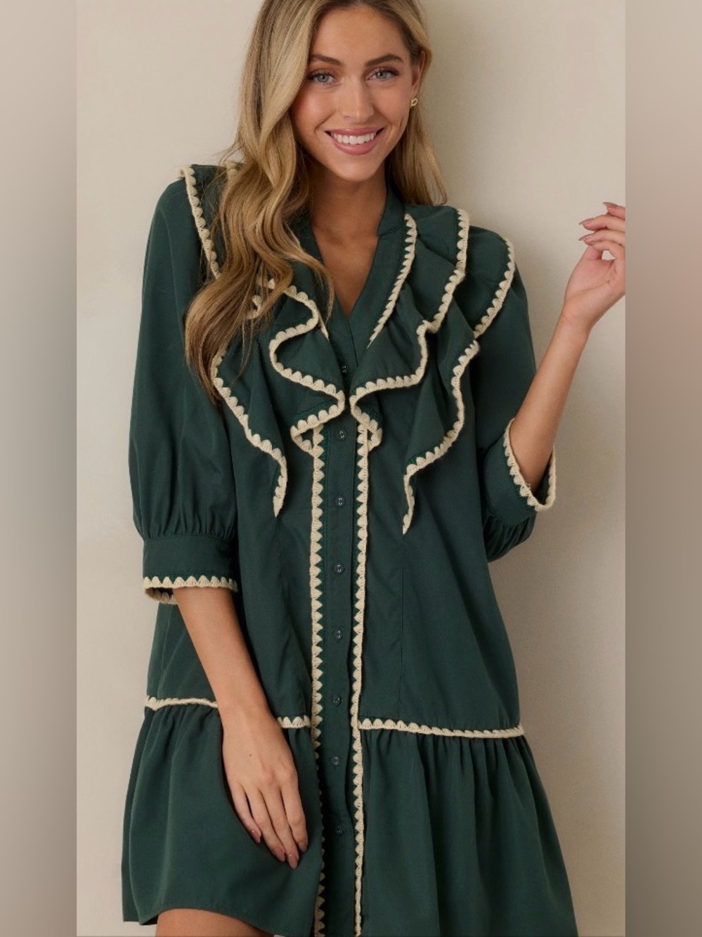 EUC Entro Women’s Dark Green Ruffle Trim Button-Front V-Neck Mini Dress - Sz M